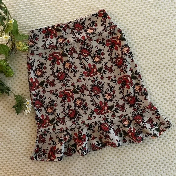 Agnes & Dora Flounce Pencil skirt - Picture 1 of 3